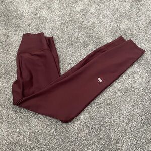 Alo cherry cola airlift leggings